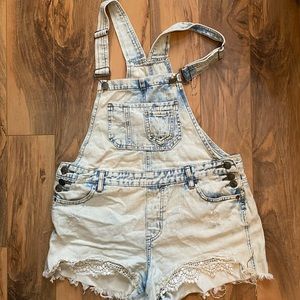 Acid wash shortalls